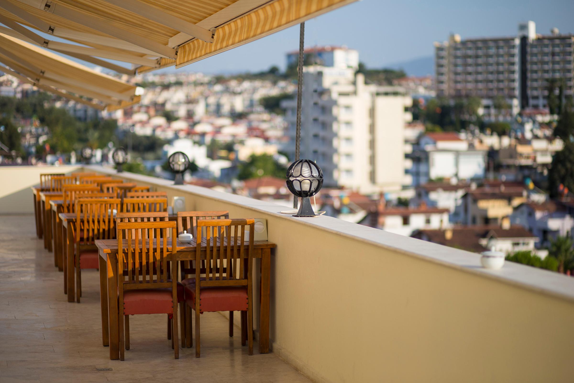 Tuntas Family Suites Kusadasi Exterior photo