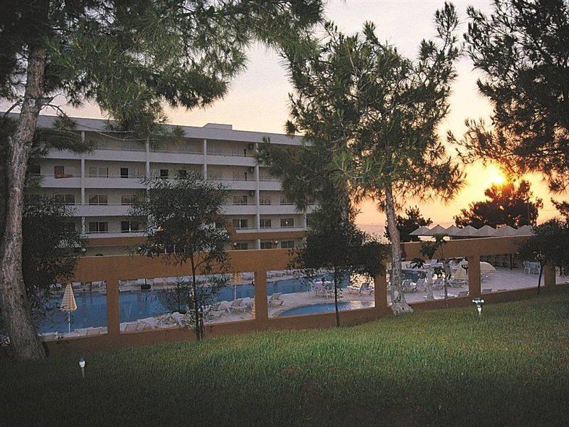 Tuntas Family Suites Kusadasi Exterior photo